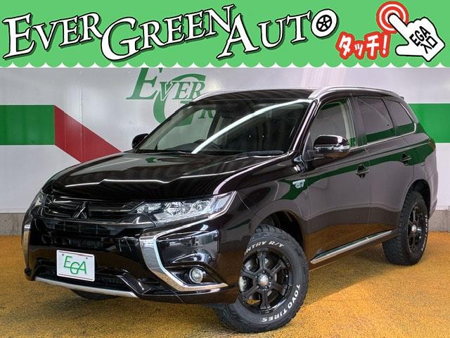 Mitsubishi OUTLANDER PHEV 2016 — фото автомобиля