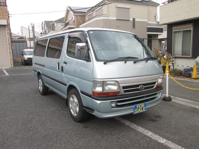 Toyota HIACE VAN 2003 — фото автомобиля 1