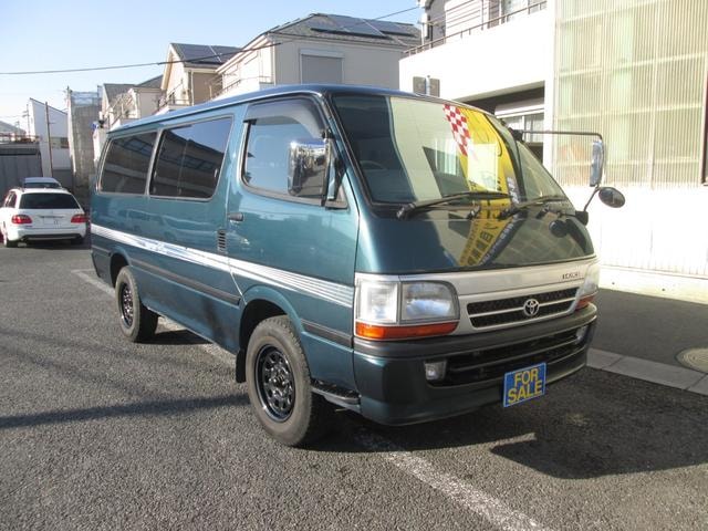 Toyota HIACE VAN 2004 — фото автомобиля 1