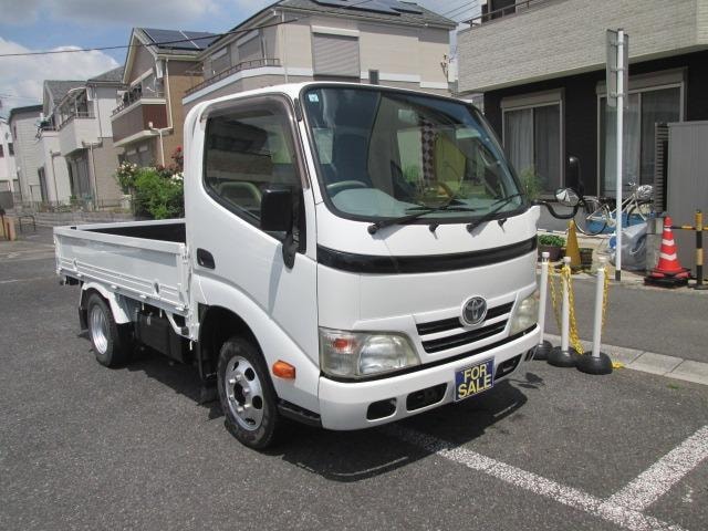 Toyota DYNA TRUCK 2012 — фото автомобиля