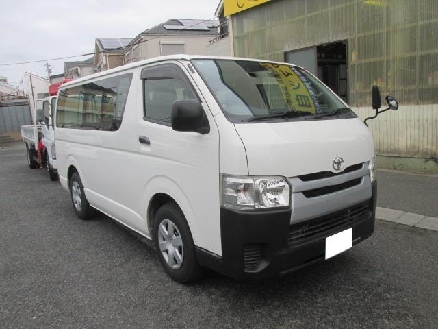 Toyota HIACE VAN 2015 — фото автомобиля