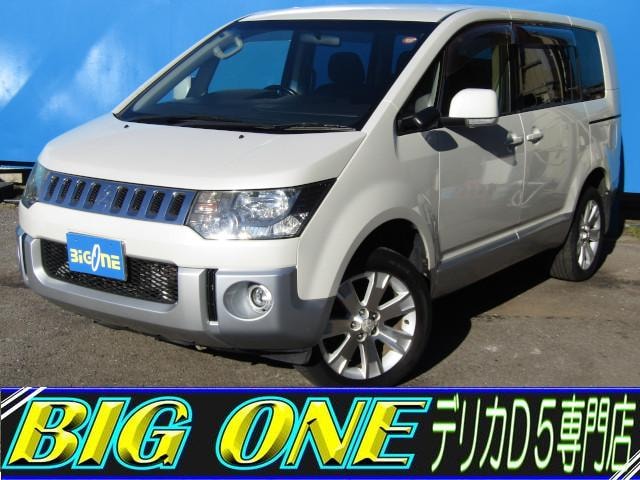 Mitsubishi DELICA D:5 2014 — фото автомобиля