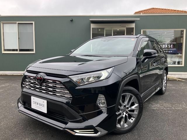Toyota RAV4 2020 — фото автомобиля