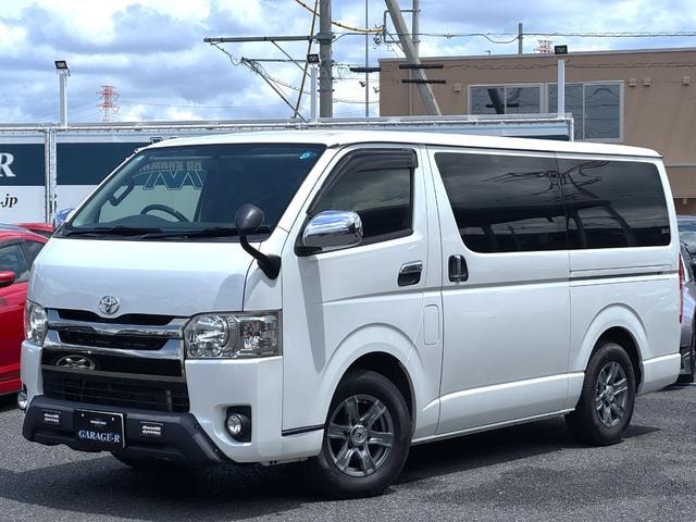 Toyota HIACE VAN 2015 — фото автомобиля 1