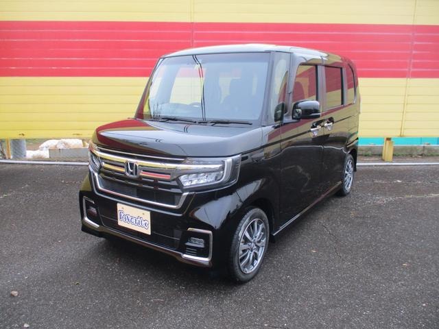 Honda N-BOX CUSTOM 2023 — фото автомобиля 1