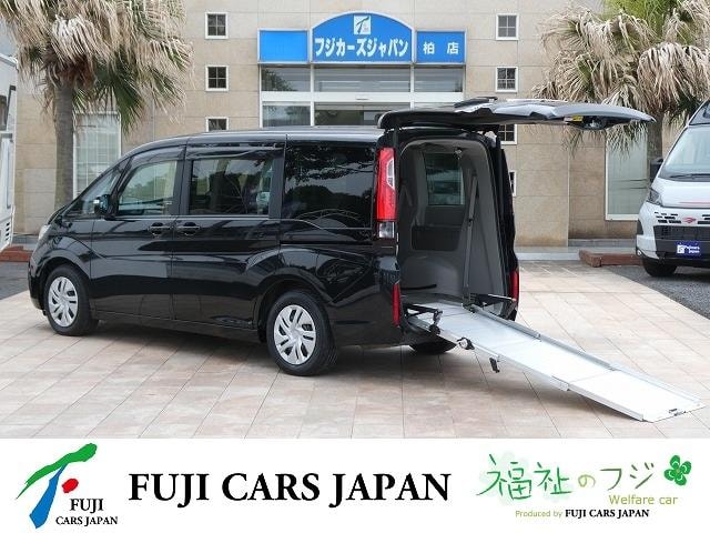 Honda STEPWAGON 2017 — фото автомобиля 1