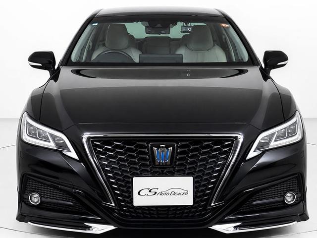 Toyota CROWN HYBRID 2021 — фото автомобиля 1