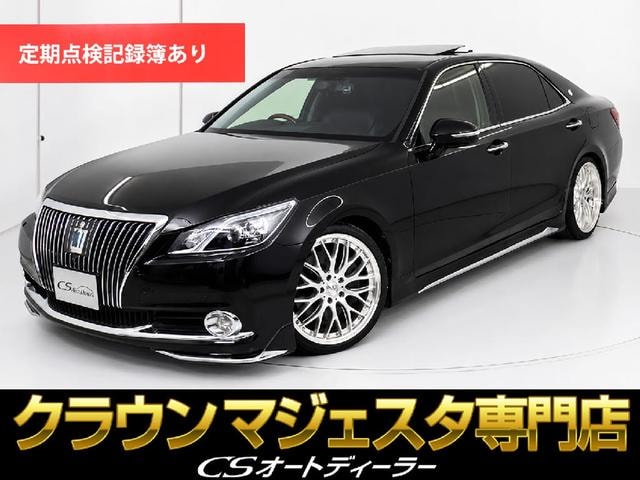 Toyota CROWN MAJESTA 2014 — фото автомобиля