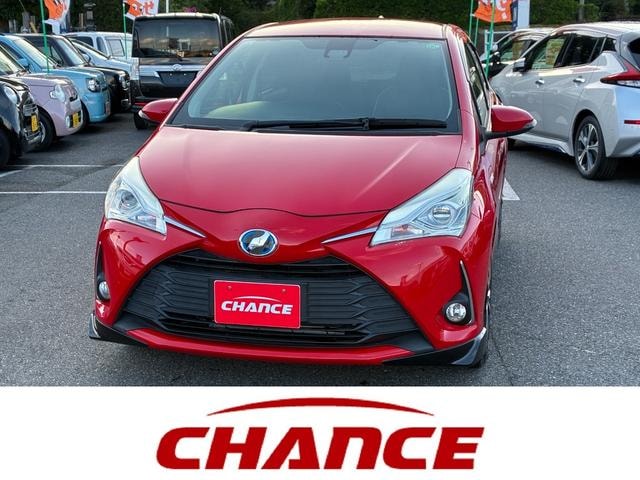 Toyota VITZ 2017 — фото автомобиля 1