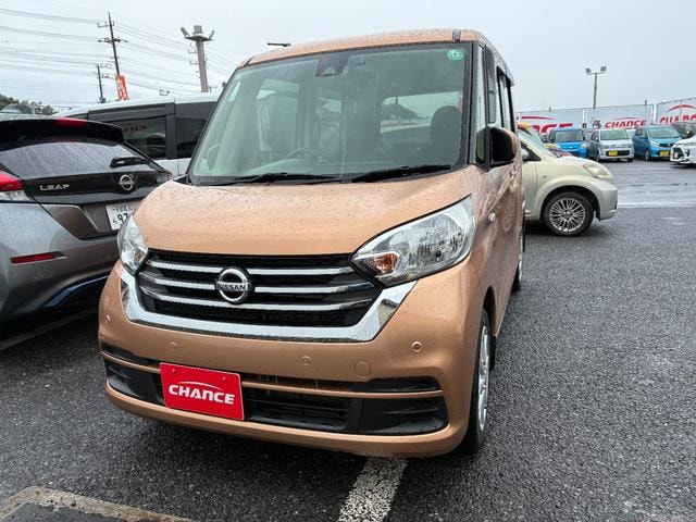 Nissan DAYZ ROOX 2019 — фото автомобиля 1