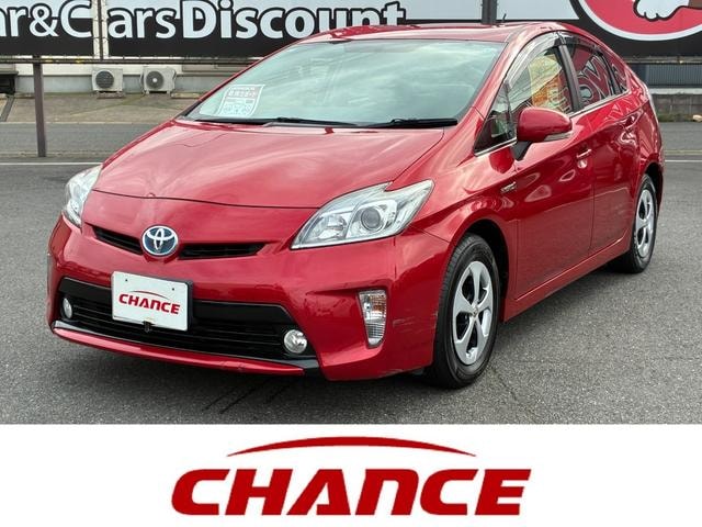 Toyota PRIUS 2013 — фото автомобиля