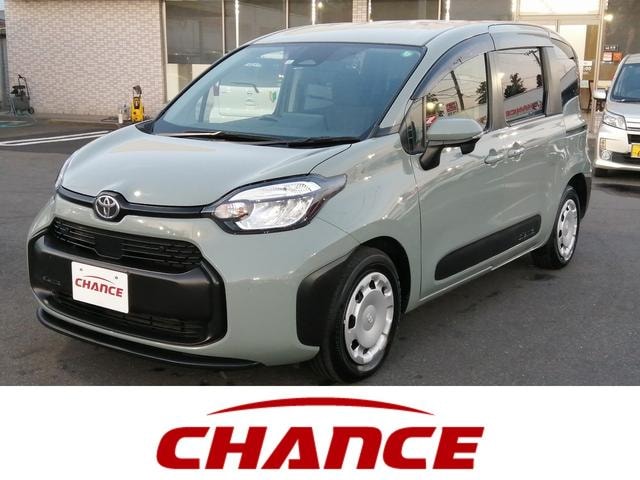Toyota SIENTA 2022 — фото автомобиля 1