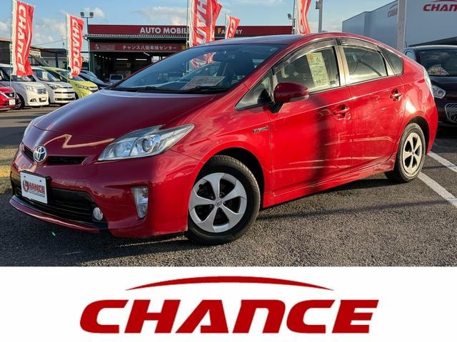 Toyota PRIUS 2015 — фото автомобиля 1