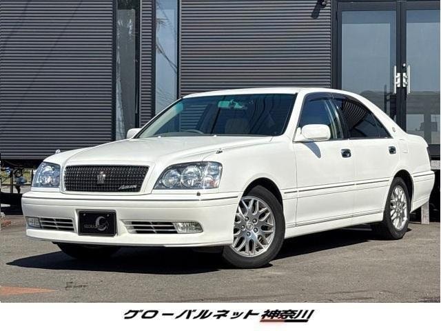 Toyota CROWN 1999 — фото автомобиля 1