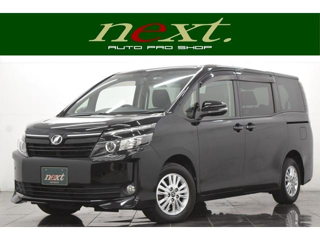 Toyota VOXY 2015 — фото автомобиля 1