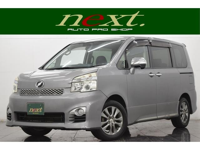 Toyota VOXY 2013 — фото автомобиля 1