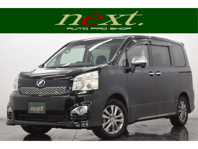 Toyota VOXY 2013 — фото автомобиля 1