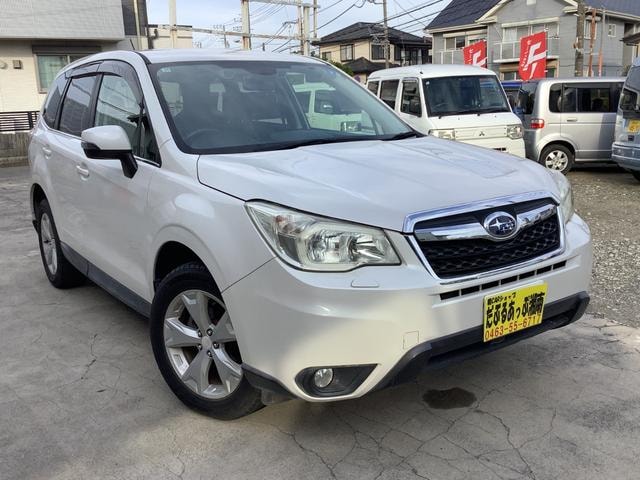 Subaru FORESTER 2013 — фото автомобиля