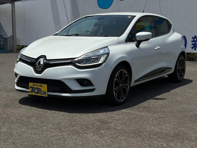 Renault LUTECIA 2019 — фото автомобиля 1