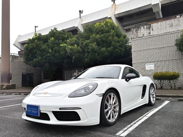 Porsche 718 CAYMAN 2018 — фото автомобиля 1
