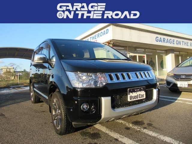 Mitsubishi DELICA D:5 2017 — фото автомобиля 1