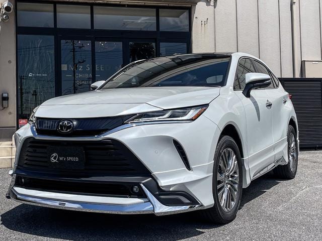 Toyota HARRIER 2026 — фото автомобиля