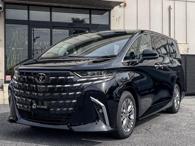 Toyota ALPHARD HYBRID 2026 — фото автомобиля