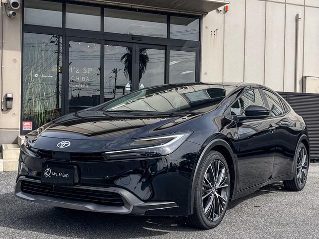 Toyota PRIUS 2026 — фото автомобиля