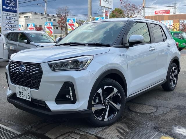 Daihatsu ROCKY 2025 — фото автомобиля 1