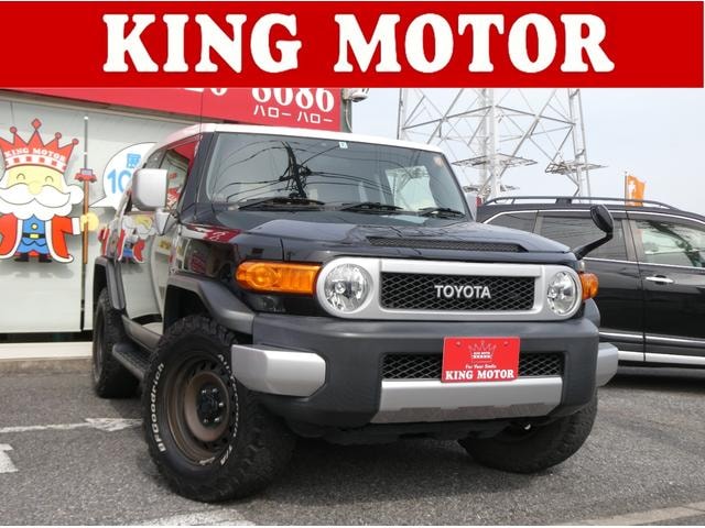Toyota FJ CRUISER 2018 — фото автомобиля 1