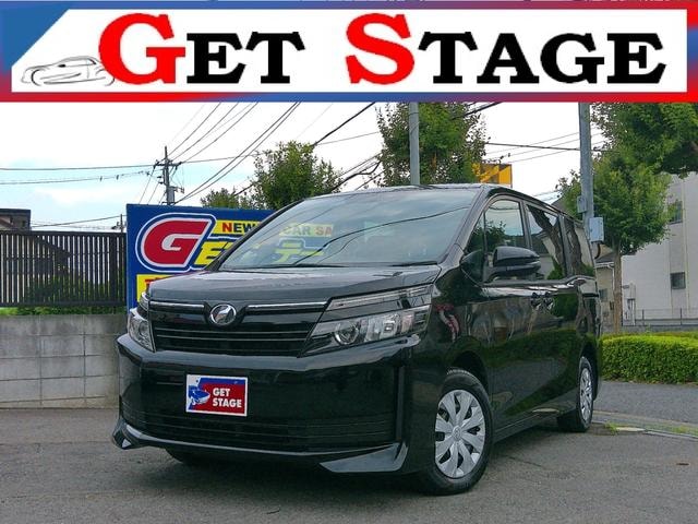 Toyota VOXY 2017 — фото автомобиля