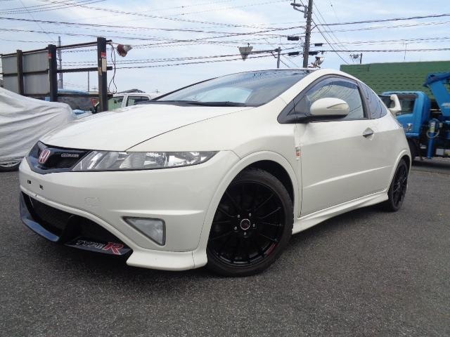 Honda CIVIC 2010 — фото автомобиля 1