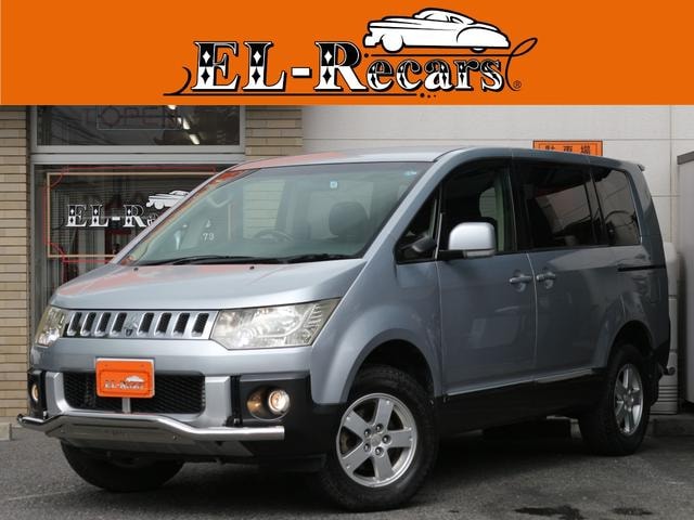 Mitsubishi DELICA D:5 2010 — фото автомобиля