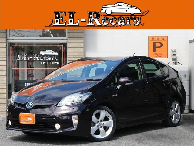 Toyota PRIUS 2012 — фото автомобиля 1