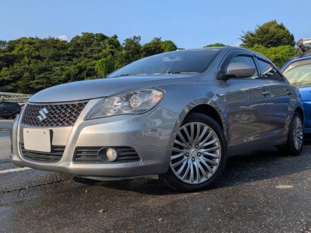 Suzuki KIZASHI 2010 — фото автомобиля