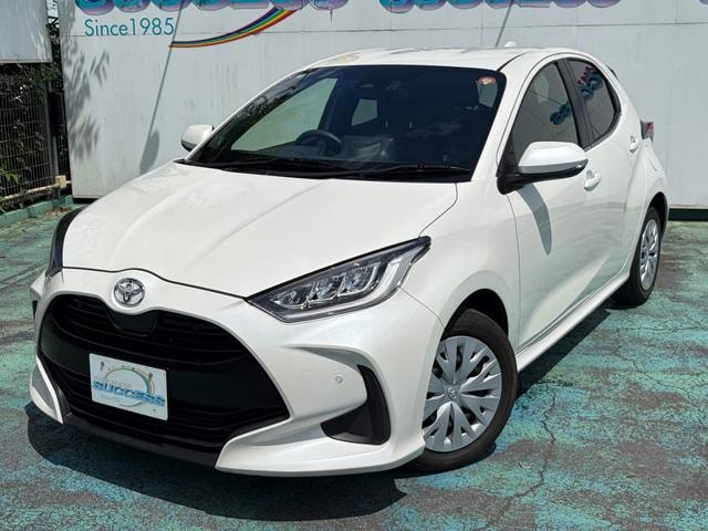 Toyota YARIS 2020 — фото автомобиля 1
