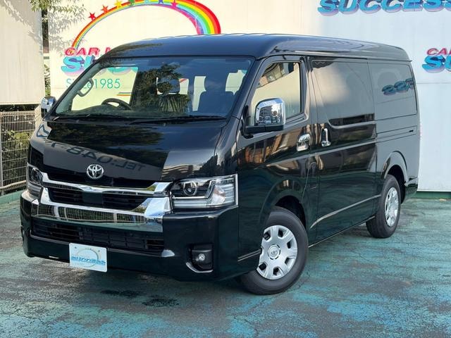 Toyota HIACE WAGON 2026 — фото автомобиля
