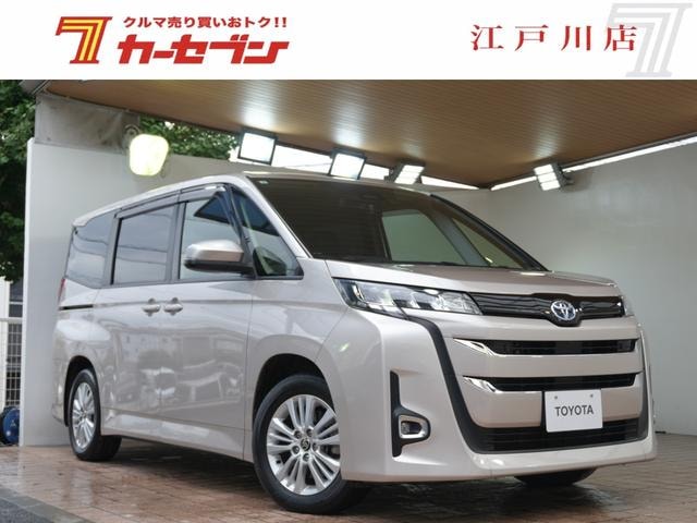 Toyota NOAH 2023 — фото автомобиля 1