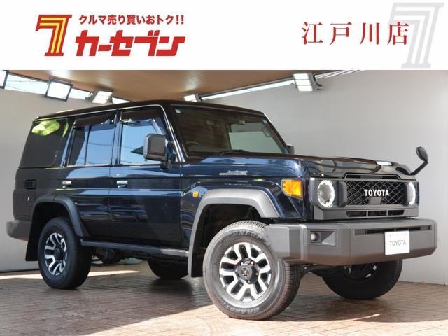 Toyota LAND CRUISER 70 2025 — фото автомобиля