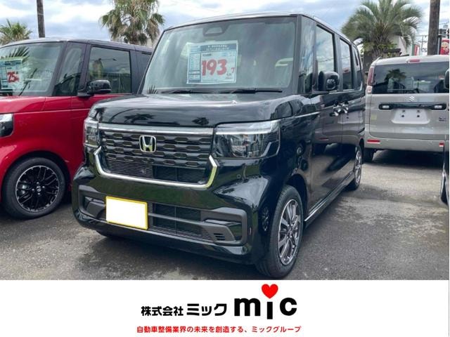 Honda N-BOX CUSTOM 2025 — фото автомобиля 1