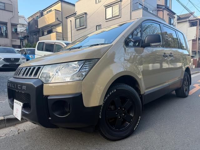 Mitsubishi DELICA D:5 2012 — фото автомобиля