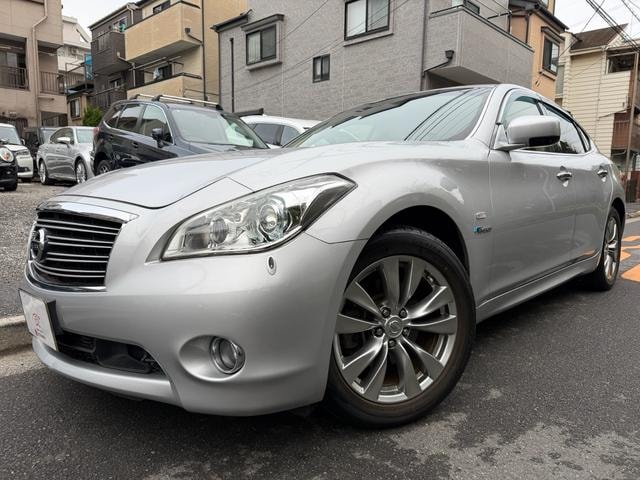 Nissan FUGA HYBRID 2012 — фото автомобиля 1