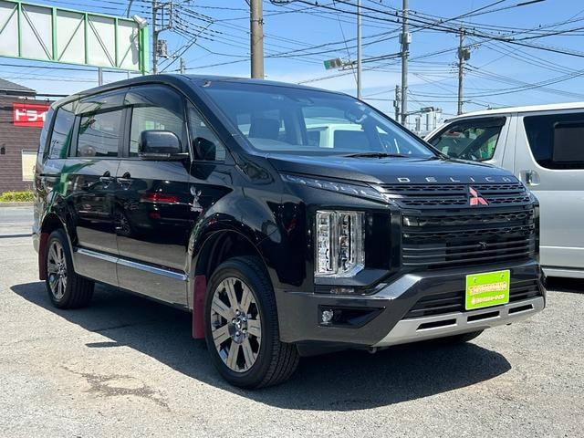 Mitsubishi DELICA D:5 2022 — фото автомобиля