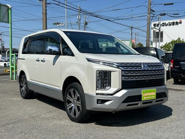 Mitsubishi DELICA D:5 2019 — фото автомобиля