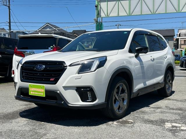 Subaru FORESTER 2022 — фото автомобиля 1