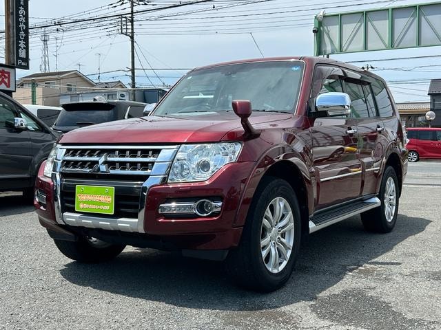 Mitsubishi PAJERO 2016 — фото автомобиля