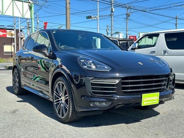 Porsche CAYENNE 2016 — фото автомобиля 1
