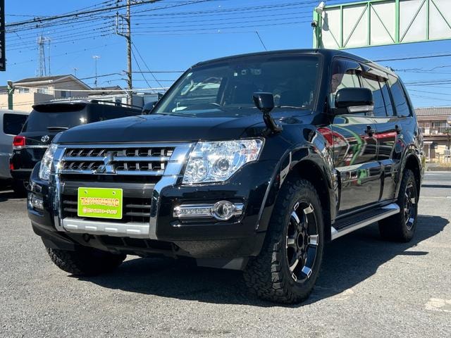Mitsubishi PAJERO 2016 — фото автомобиля 1