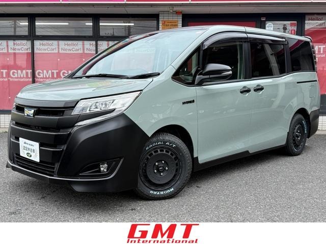 Toyota NOAH 2017 — фото автомобиля 1