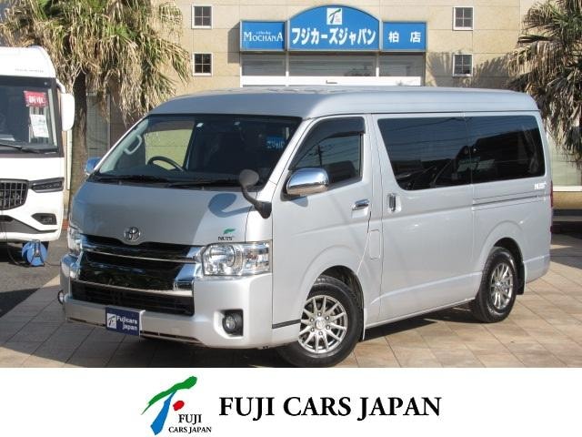Toyota HIACE WAGON 2017 — фото автомобиля